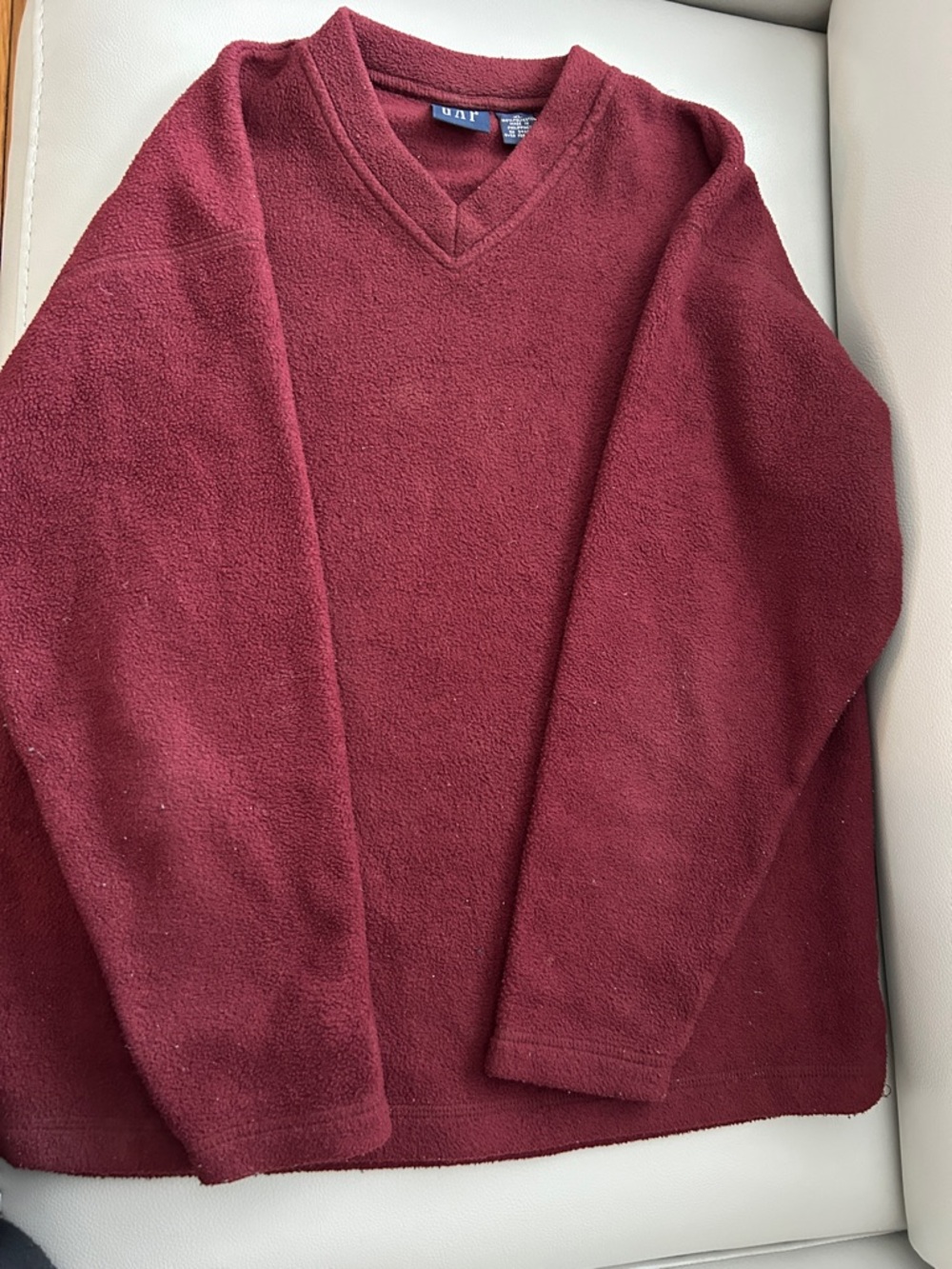 GAP Rust - Burgundy V-Neck Fleece Pullover